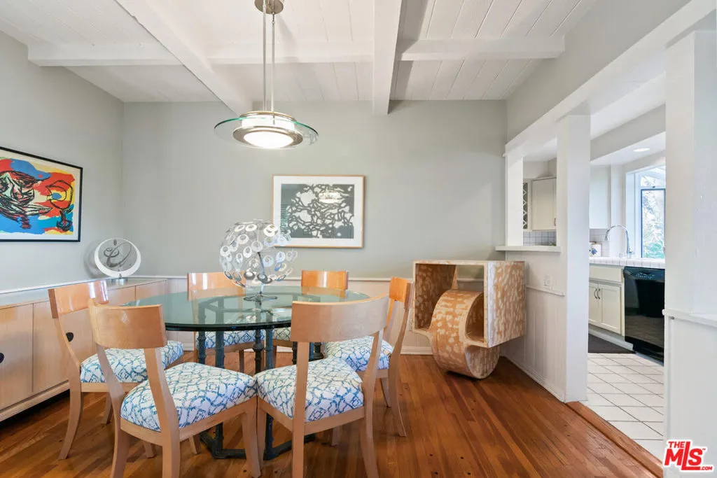 15213 Del Gado Drive, Sherman Oaks, California 91403 home-pic-17